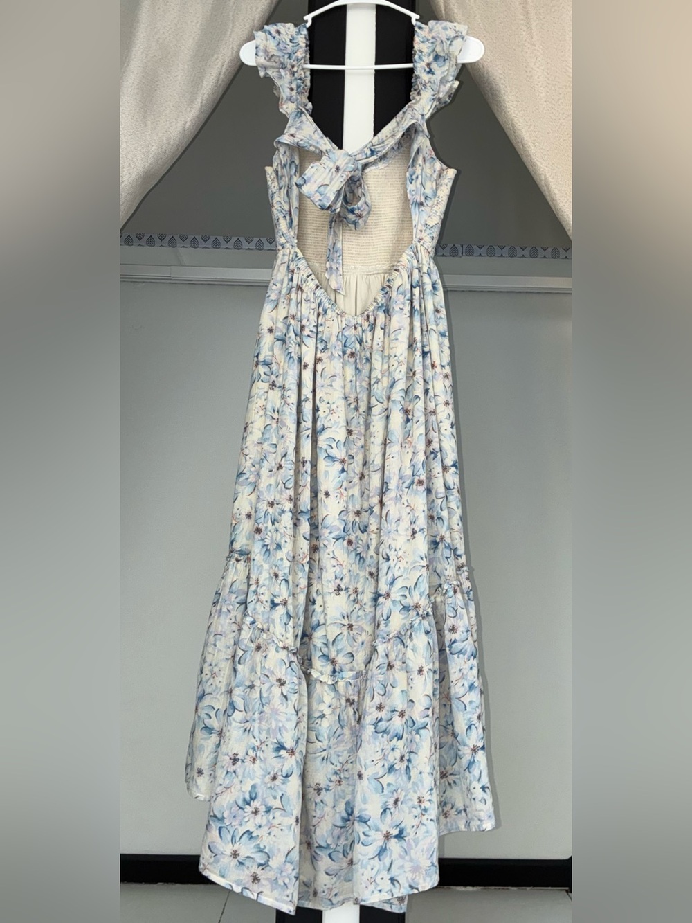 AE - Floral Ruffle Dress - Picture 2 of 9